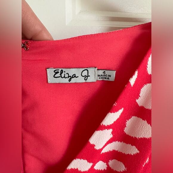 Eliza J dolman sleeve wrap tie dress Size 4 - Picture 4 of 11